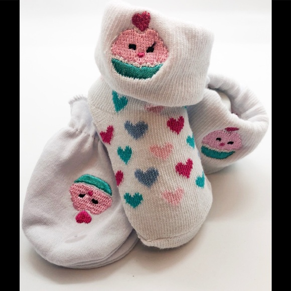 Stepping Stones Socks & Mitts Set - Picture 1 of 3